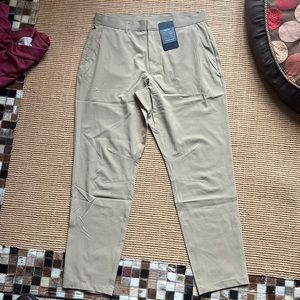 Lightweight Fabletics pants